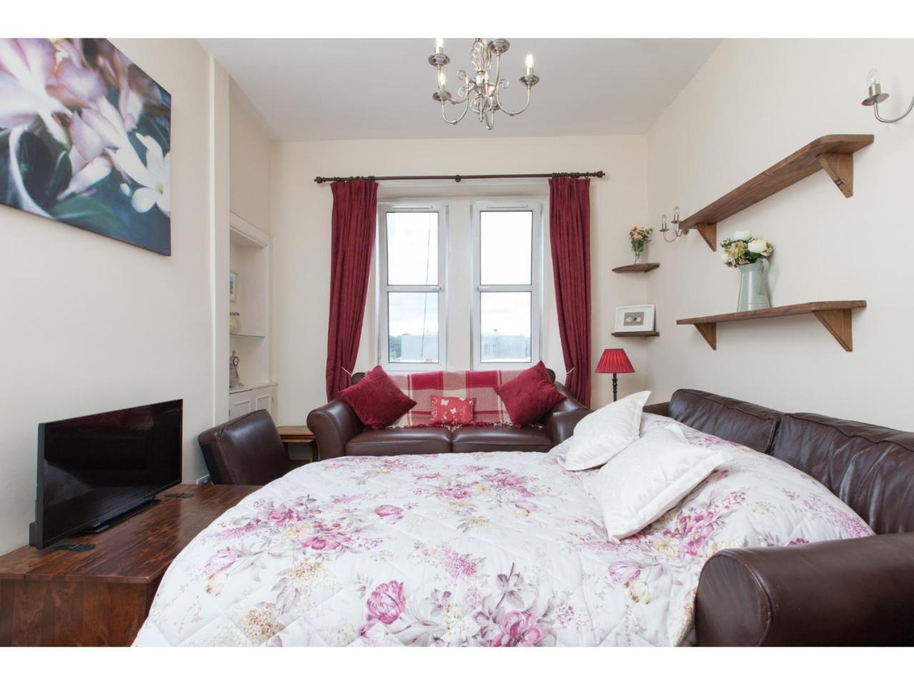 Homely Tenement For 2 Near Botanic Gardens Edimburgo Exterior foto